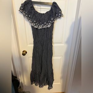 Summer off shoulder midi polka dots floral dress.